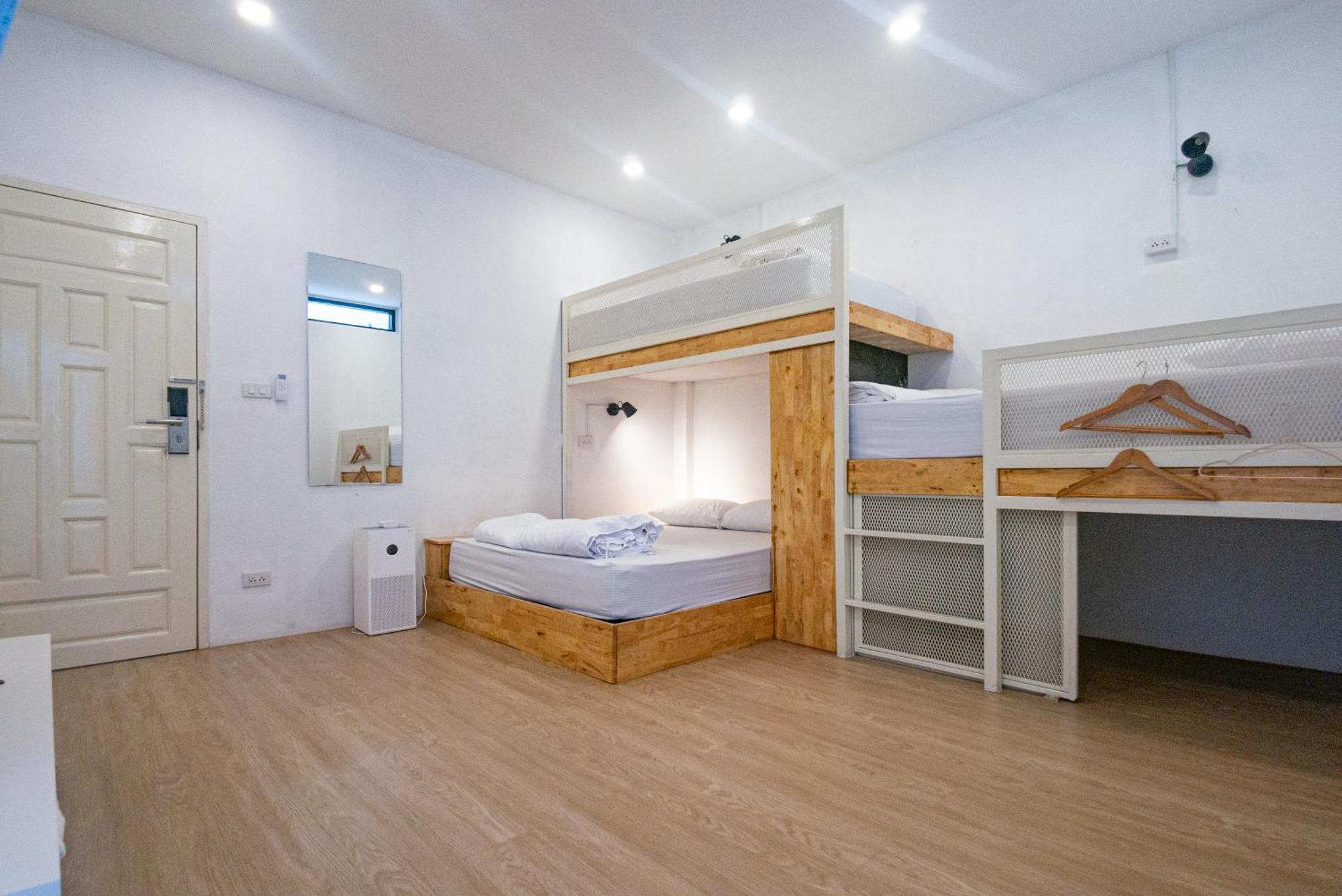 Paknap Hostel Nan Luaran gambar