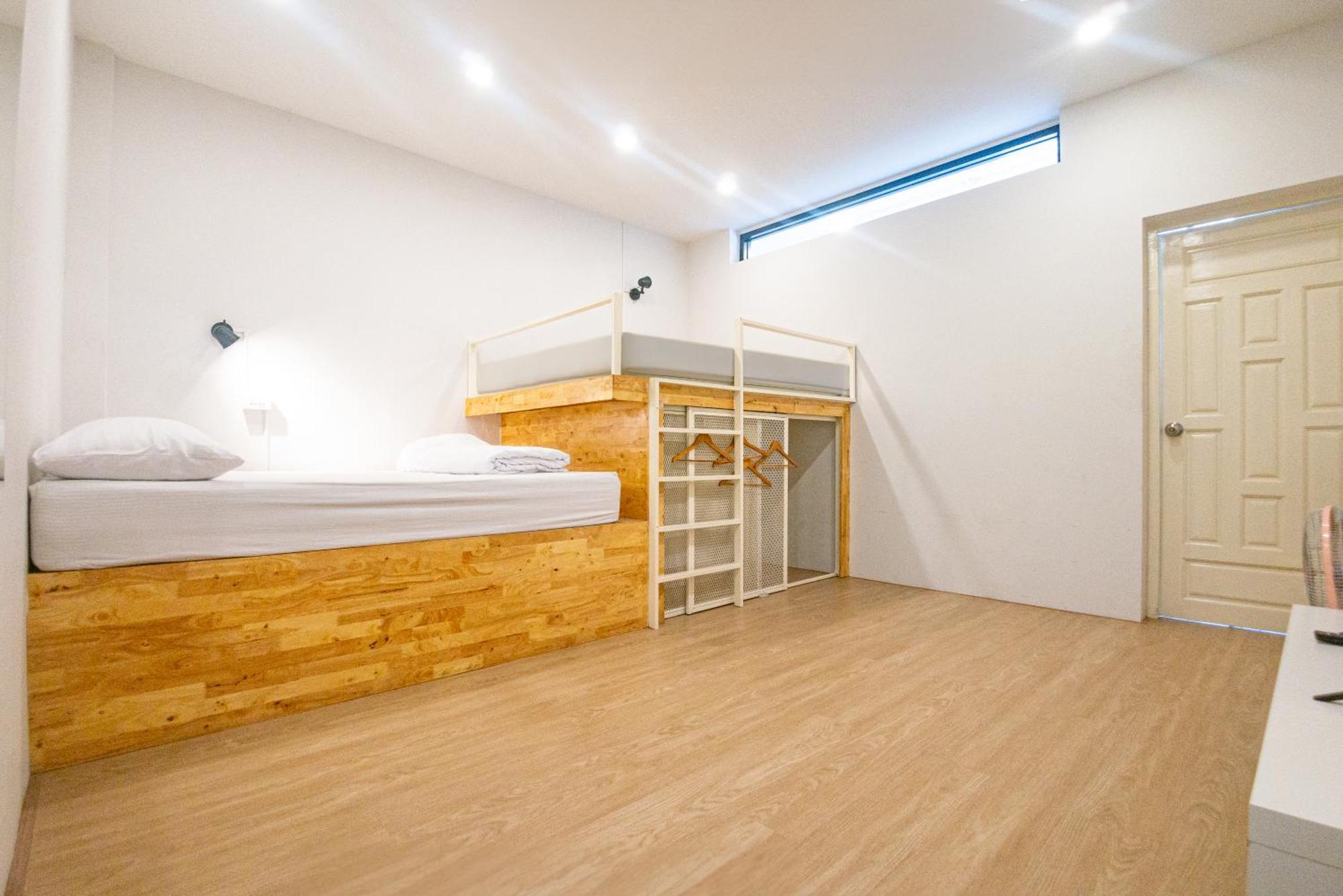 Paknap Hostel Nan Luaran gambar