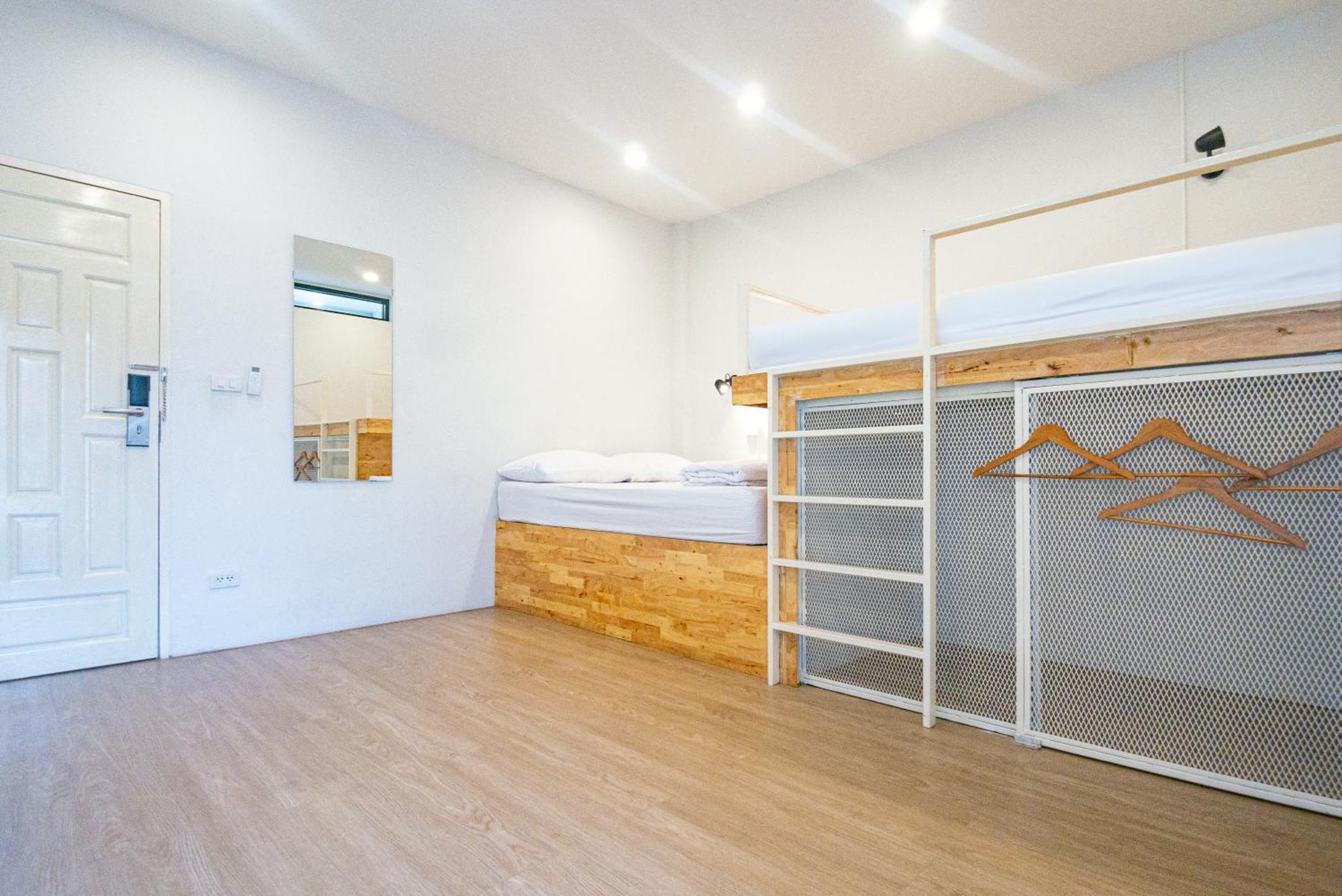 Paknap Hostel Nan Luaran gambar