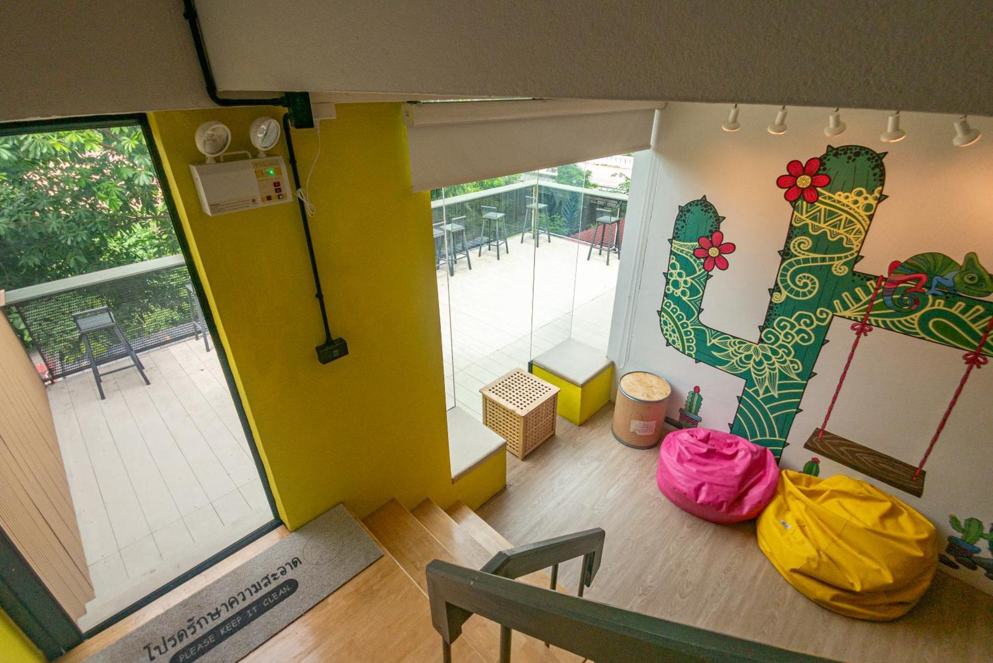 Paknap Hostel Nan Luaran gambar