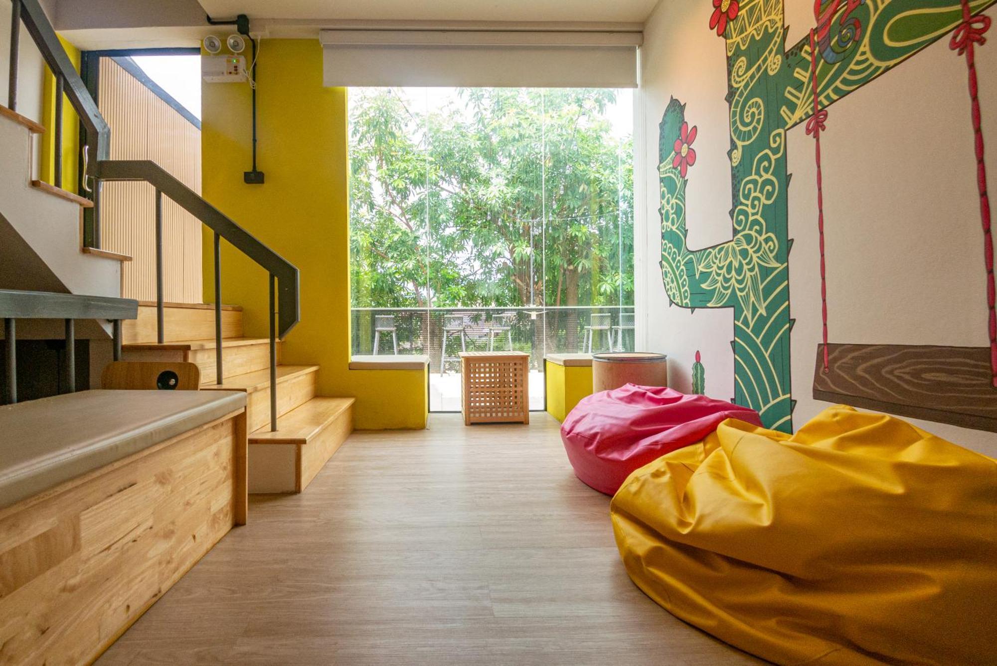 Paknap Hostel Nan Luaran gambar