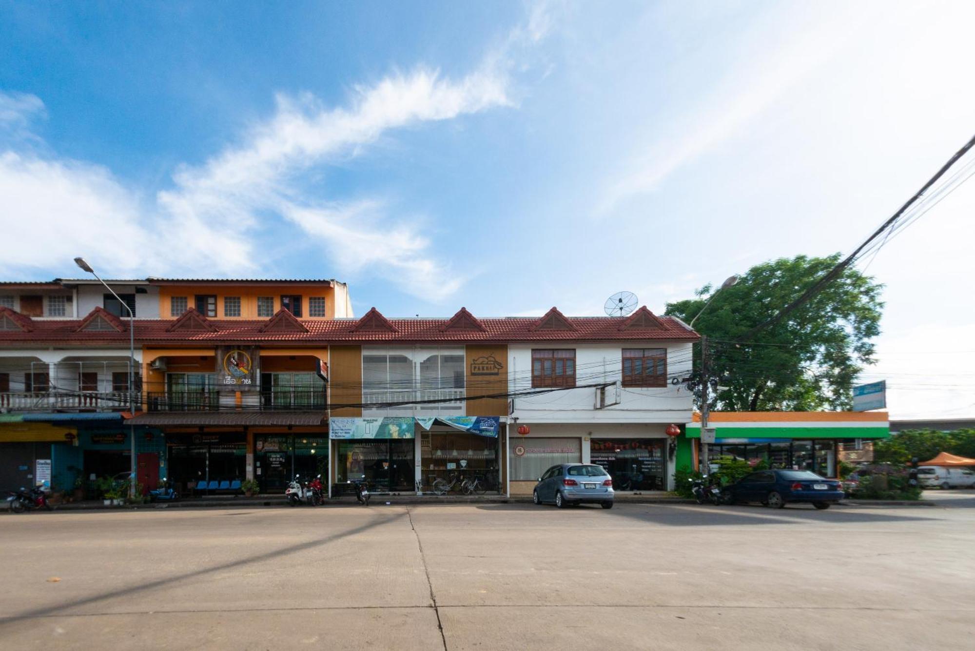 Paknap Hostel Nan Luaran gambar